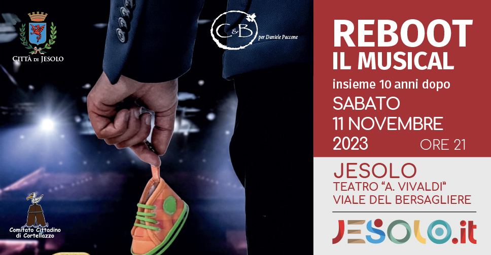 Reboot, il musical. Sabato 11 novembre al teatro Vivaldi di Jesolo. Immagine di un uomo in giacca blu, che tiene in mano unportachiavi a forma di scarpetta arancione con lacci verde chiaro. Sul fondo scuro, un faro acceso 