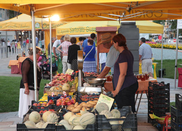 Stand al mercato agricolo